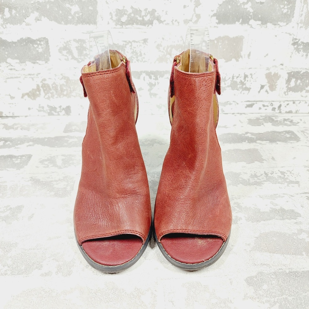 NEW Lucky Brand Laciann Burgundy Peep Toe Block Heel Leather Ankle Boots K976 - Picture 7 of 14
